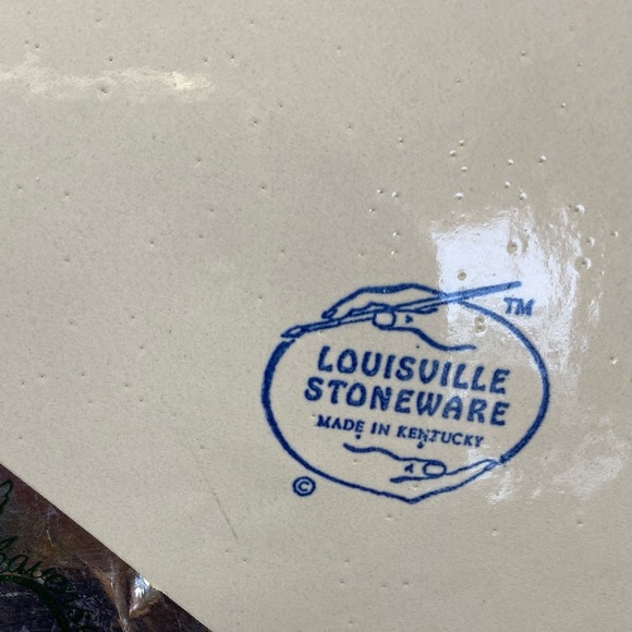 13" Cookie Platter w/Center Holder Noah's Ark by LOUISVILLE Stoneware Kentucky - Picture 7 of 8